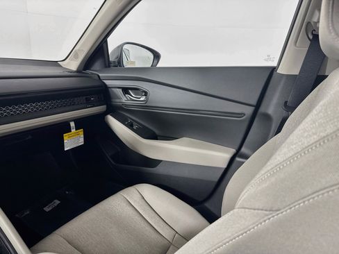 Used 2025 Honda Accord SE image 27