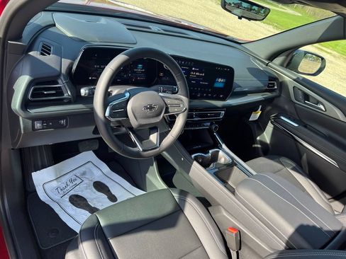 New 2026 Chevrolet Traverse LT FWD image 26