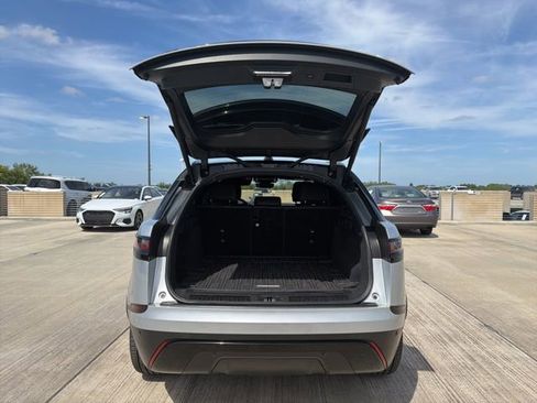 Used 2022 Land Rover Range Rover Velar S image 9