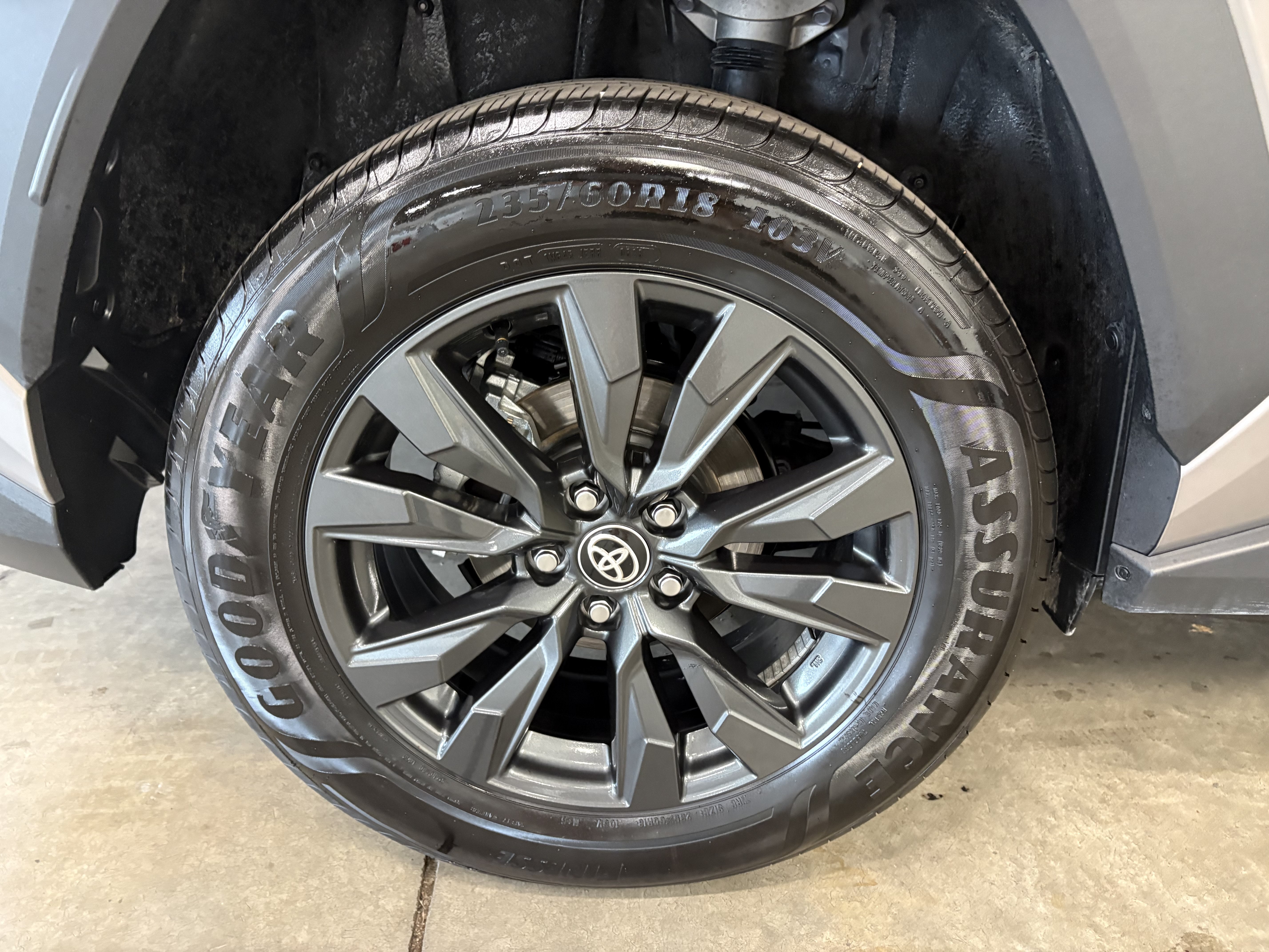 Used 2026 Toyota RAV4 XLE Premium FWD image 31