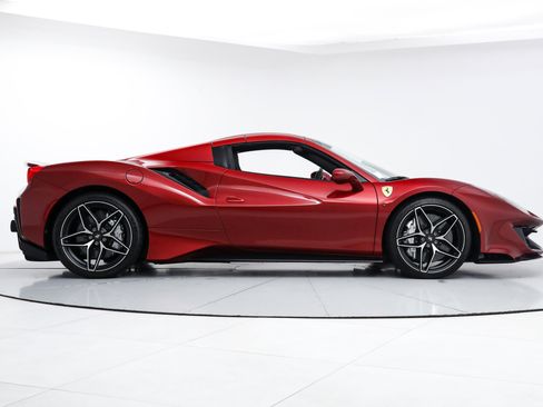 Certified 2019 Ferrari 488 Pista Spider RWD image 9
