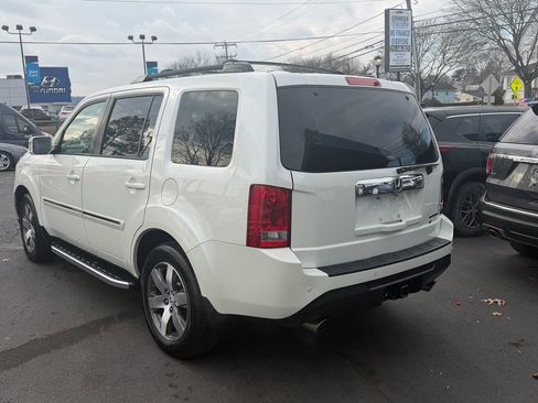Used 2014 Honda Pilot Touring image 3