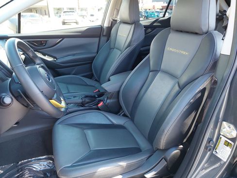 Used 2021 Subaru Crosstrek 2.5i Sport w/ Moonroof Package image 14