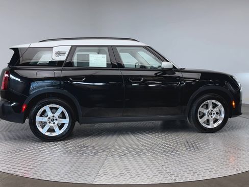 Certified 2025 MINI Cooper Countryman S image 9