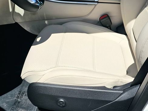 New 2026 Mercedes-Benz GLC 300 4MATIC image 17