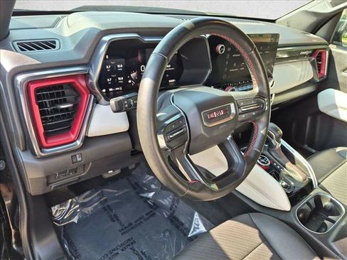 Used 2023 GMC Canyon AT4X w/ Edition 1 AWD/4WD image 9