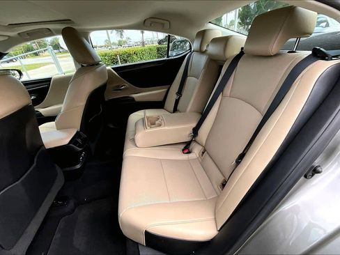 Used 2021 Lexus ES 350 w/ Premium Package FWD image 21