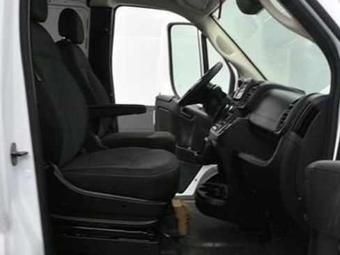 Used 2025 RAM ProMaster 2500 w/ Convenience Group image 10