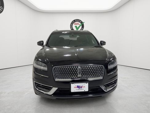 Used 2020 Lincoln Nautilus Reserve w/ Equipment Group 201A FWD image 8