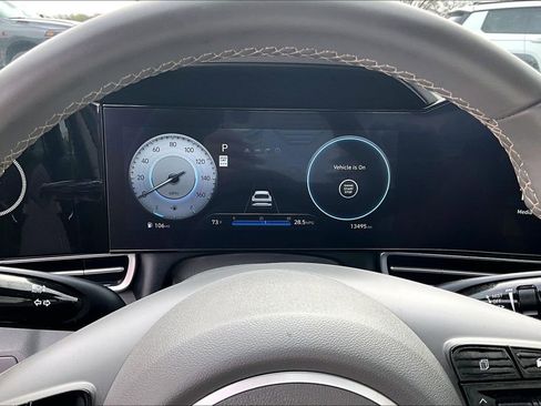 Used 2025 Hyundai Elantra SEL FWD image 16