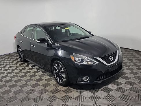 Used 2017 Nissan Sentra SR FWD image 1