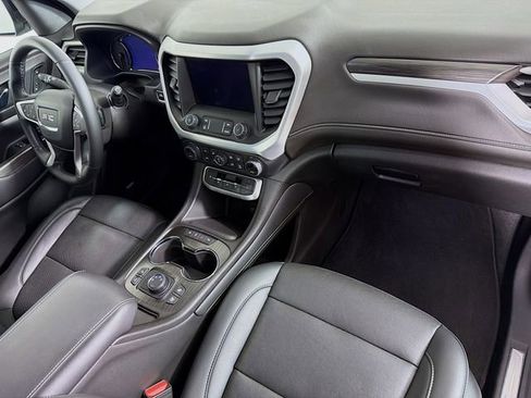 Used 2023 GMC Acadia SLT w/ Technology Package AWD/4WD image 33