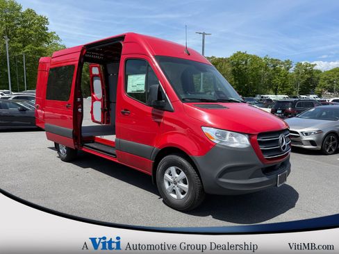 Used 2025 Mercedes-Benz Sprinter 2500 image 20