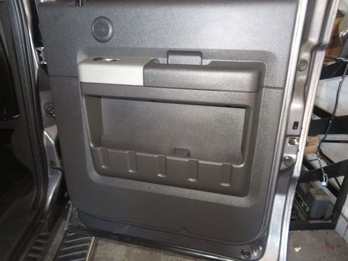 Used 2014 Ford F250 Lariat w/ Lariat Ultimate Package image 28