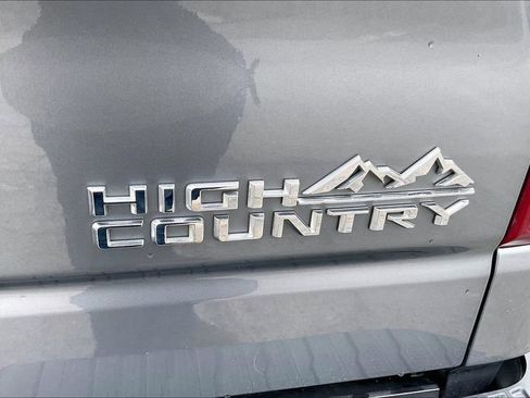 Used 2019 Chevrolet Silverado 1500 High Country w/ Technology Package AWD/4WD image 25
