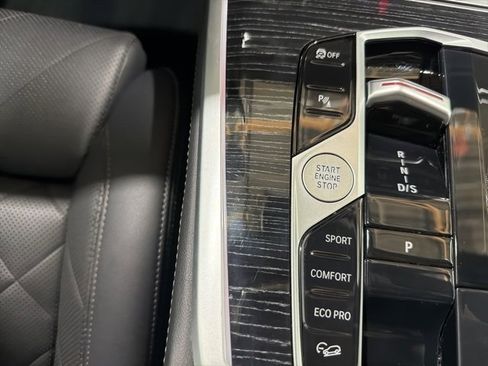 Certified 2023 BMW X7 xDrive40i w/ M Sport Package image 46