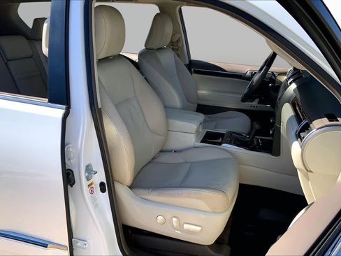 Used 2015 Lexus GX 460 w/ Premium Package AWD/4WD image 9