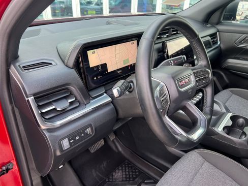 Used 2026 GMC Terrain Elevation w/ Technology Package II FWD image 28