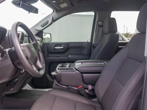 Used 2026 Chevrolet Silverado 1500 Custom Trail Boss AWD/4WD image 17