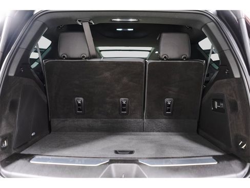 Used 2025 Cadillac Escalade Sport w/ Touring Package image 40