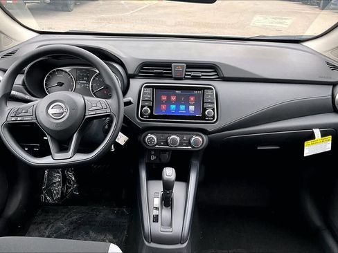 New 2025 Nissan Versa S image 5