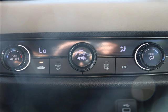 Used 2023 Honda HR-V LX image 19