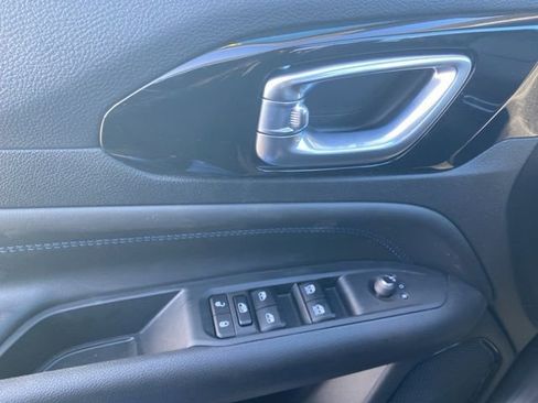 New 2026 Jeep Compass Latitude image 15