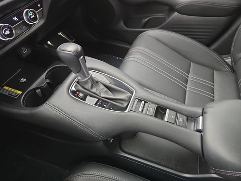 Certified 2024 Honda HR-V EX-L image 24