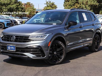 Used 2022 Volkswagen Tiguan SE R-Line