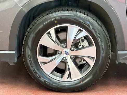 Used 2025 Subaru Ascent Premium AWD/4WD image 36