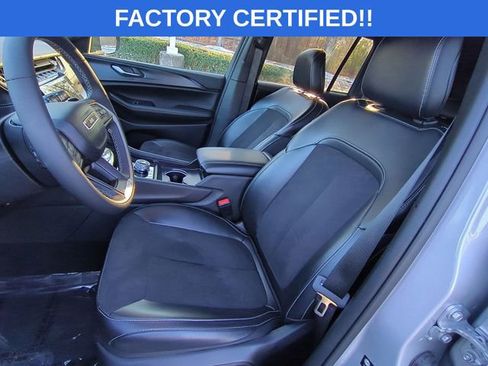 Certified 2024 Jeep Grand Cherokee Altitude image 22