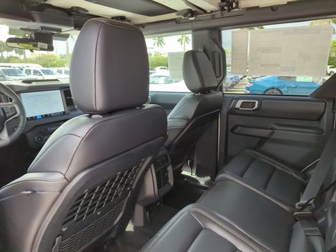 New 2026 Ford Bronco Badlands AWD/4WD image 18