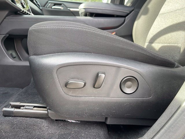 Used 2025 GMC Acadia Elevation FWD image 15