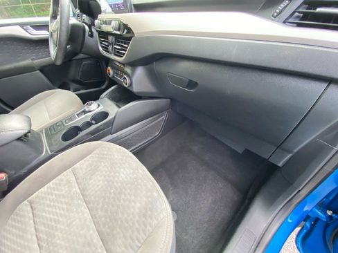 Used 2020 Ford Escape SE image 35