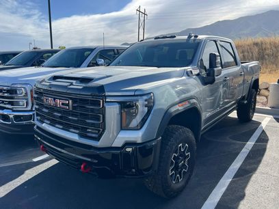 Used 2025 GMC Sierra 2500 AT4X