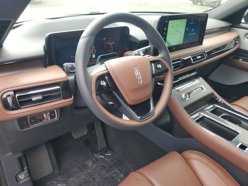 New 2026 Lincoln Aviator Reserve AWD/4WD image 12
