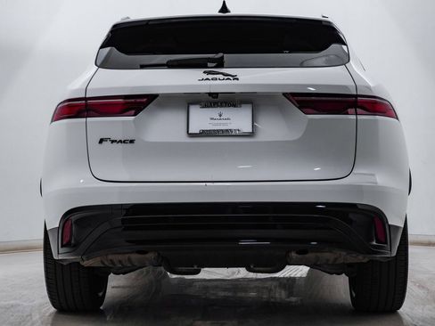 Used 2022 Jaguar F-PACE S image 8