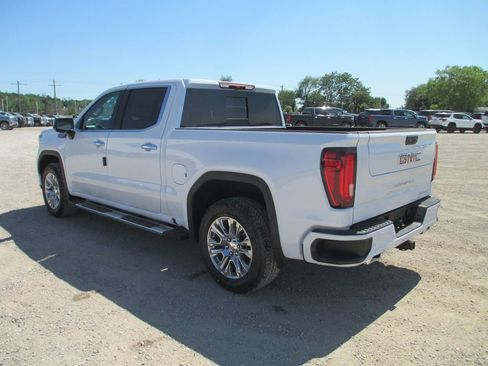 New 2026 GMC Sierra 1500 Denali AWD/4WD image 7
