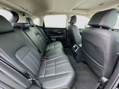 Used 2024 Honda HR-V EX-L image 18