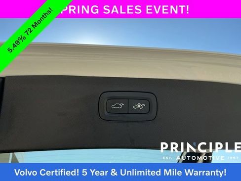 Certified 2024 Volvo XC90 T8 Core image 32