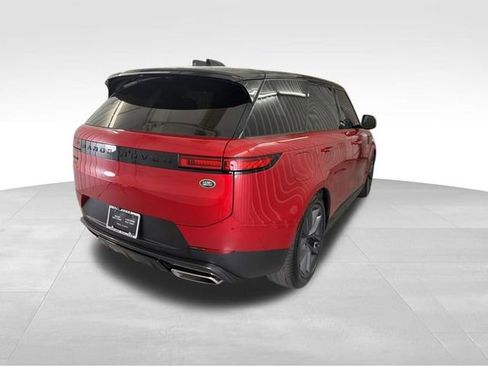 Used 2023 Land Rover Range Rover Sport SE AWD/4WD image 4