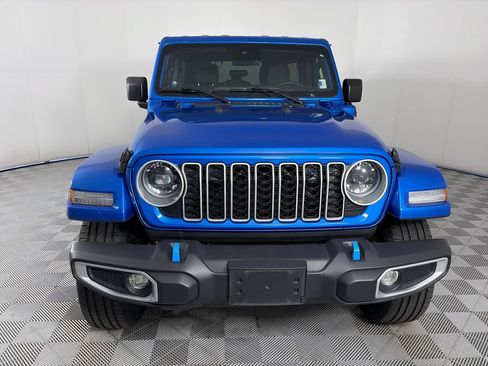 Used 2024 Jeep Wrangler Unlimited Sahara AWD/4WD image 2