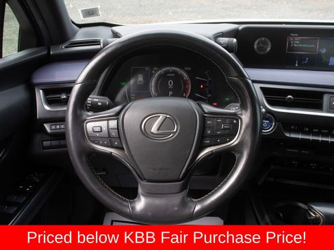 Used 2021 Lexus UX 250h 250h Base w/ Premium Package image 17