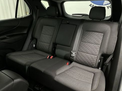 Used 2018 Chevrolet Equinox LT image 27