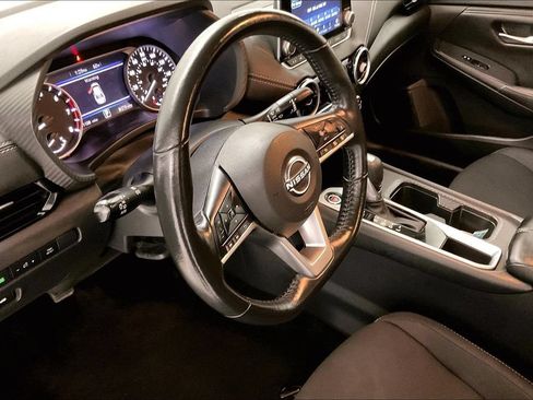 Used 2024 Nissan Sentra SV w/ All-Weather Package FWD image 15