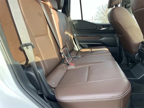 Used 2024 Toyota Land Cruiser image 26