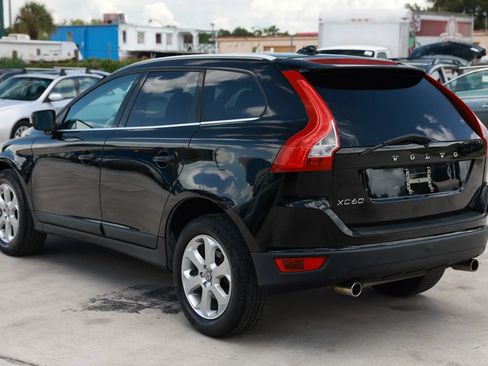 Used 2013 Volvo XC60 3.2 Premier Plus FWD image 4