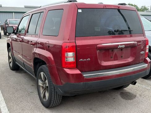 Used 2017 Jeep Patriot High Altitude AWD/4WD image 6