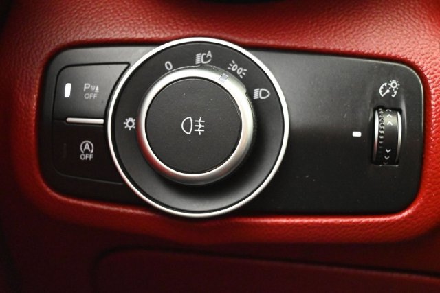 Used 2019 Alfa Romeo Giulia Ti RWD image 22