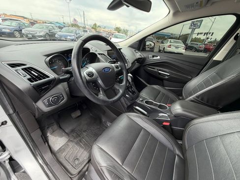 Used 2014 Ford Escape Titanium w/ Equipment Group 401A AWD/4WD image 9